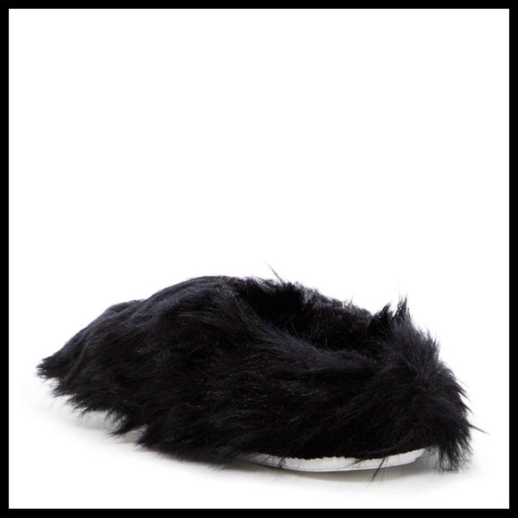 STEVE MADDEN COZY PLUSH BLACK WINTER SLIPPERS FAUX FUR METALLIC SILVER BOWS - Picture 6 of 7